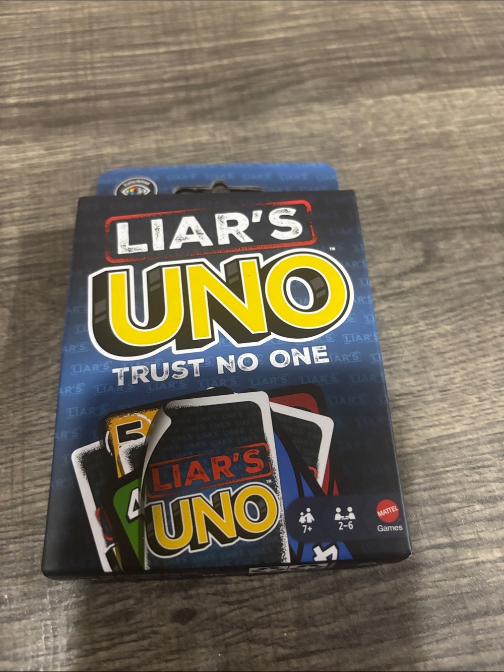 Liars uno card game